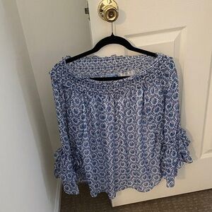 CeCe Navy and White Patterned Blouse